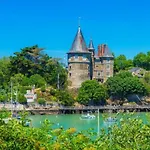 Maison Cosy, Calme , En Plein Centre Apartment